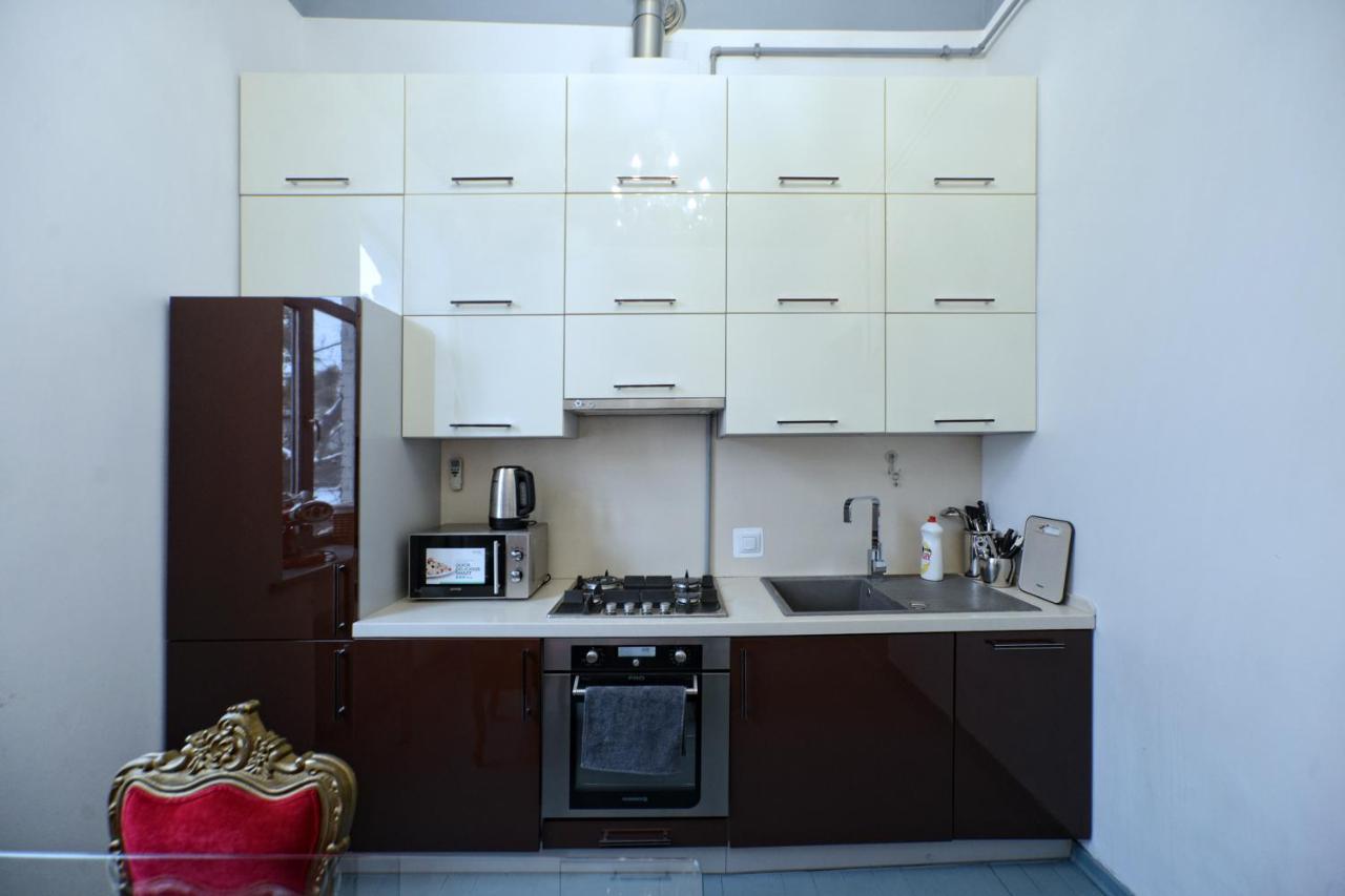 Artol Gorodetskogo Apartment Kiev Exterior photo